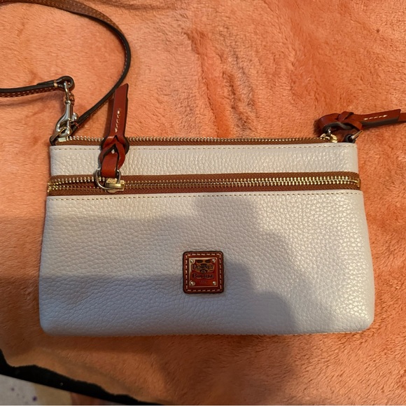 Dooney & Bourke White and Brown Wristlet - Picture 2 of 4